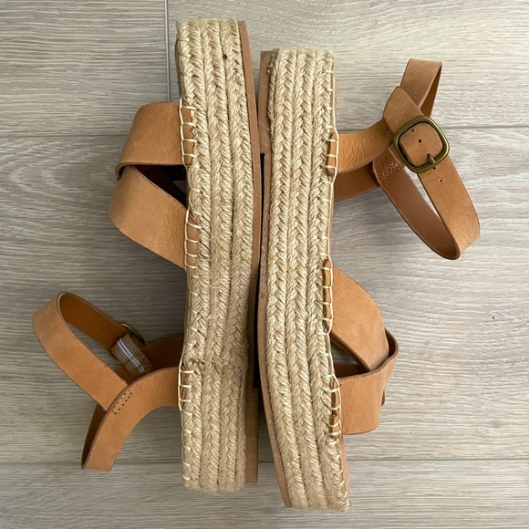 Roxy Maya Leather Sandals - Picture 3 of 4